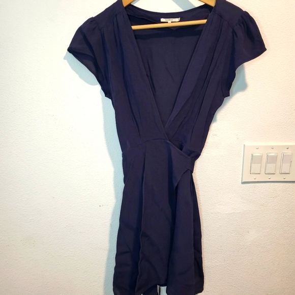 Tularosa Dresses & Skirts - Tularosa small navy blue wrap dress